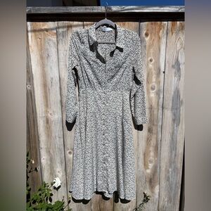 Carly Jean Los Angeles Black and Cream Patterned Dress